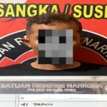 Tersangka penjual sabu berinisial JB (41) yang diamankan Satresnarkoba Polres Muara Enim. Foto: Satresnarkoba Polres Muara Enim.